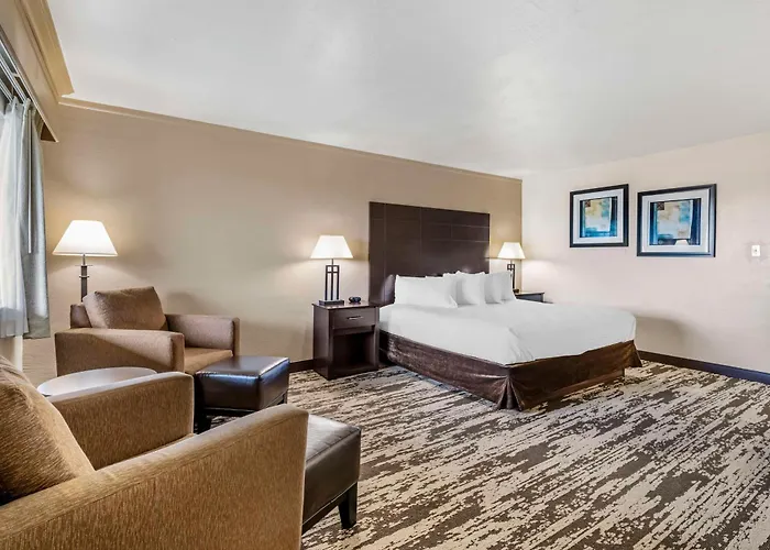 Western Prescottonian Hotel 3*