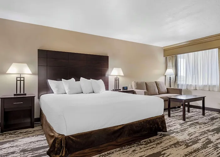 Western Prescottonian Hotel 3*
